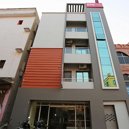 OYO Flagship 8346 LazyStays Bhubaneswar Zewnętrze zdjęcie
