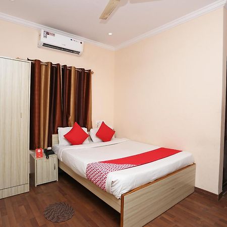 OYO Flagship 8346 LazyStays Bhubaneswar Zewnętrze zdjęcie