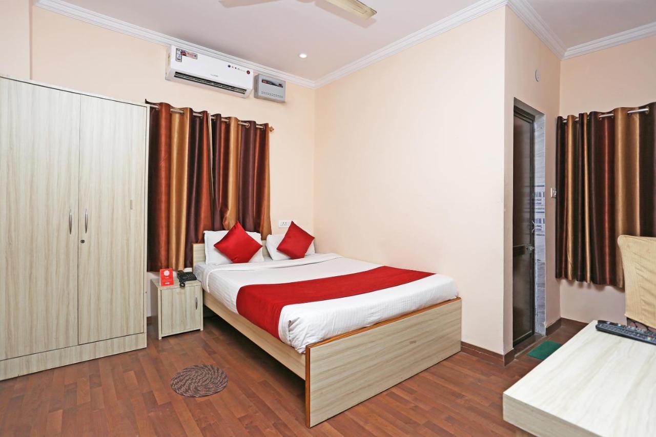 OYO Flagship 8346 LazyStays Bhubaneswar Zewnętrze zdjęcie