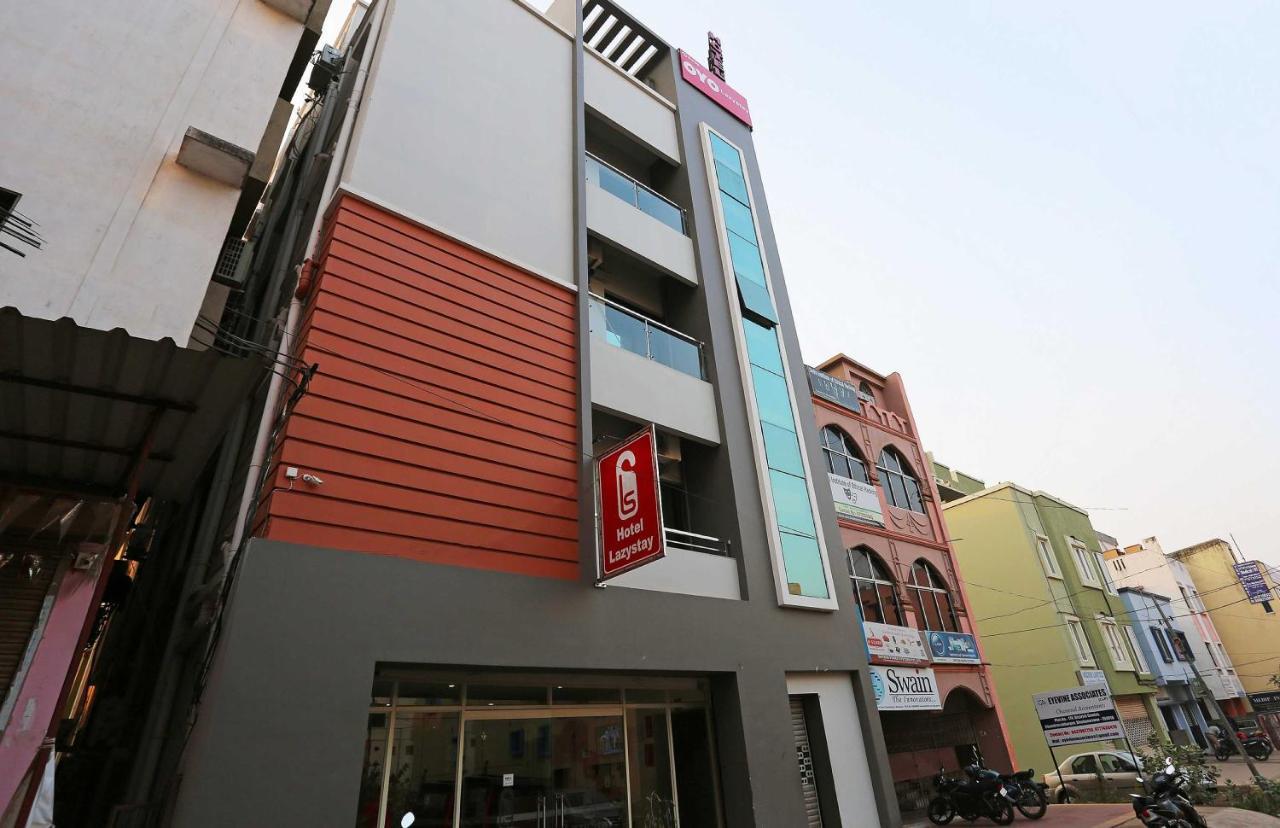 OYO Flagship 8346 LazyStays Bhubaneswar Zewnętrze zdjęcie