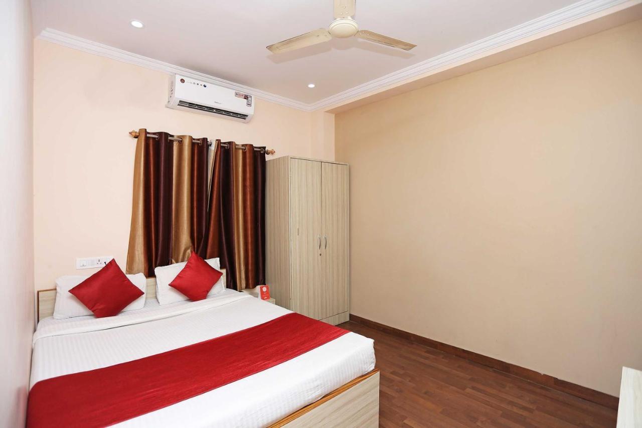 OYO Flagship 8346 LazyStays Bhubaneswar Zewnętrze zdjęcie