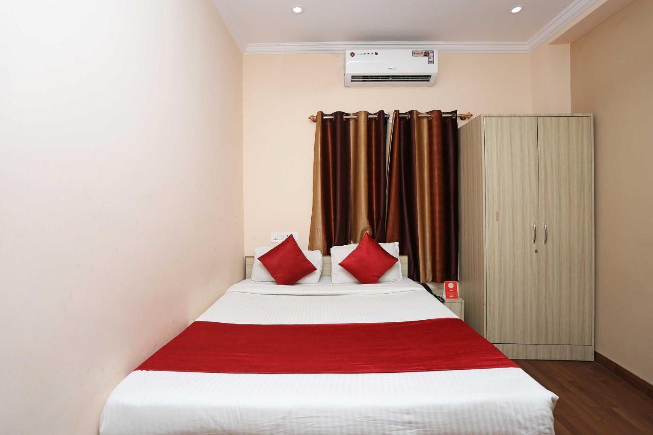 OYO Flagship 8346 LazyStays Bhubaneswar Zewnętrze zdjęcie