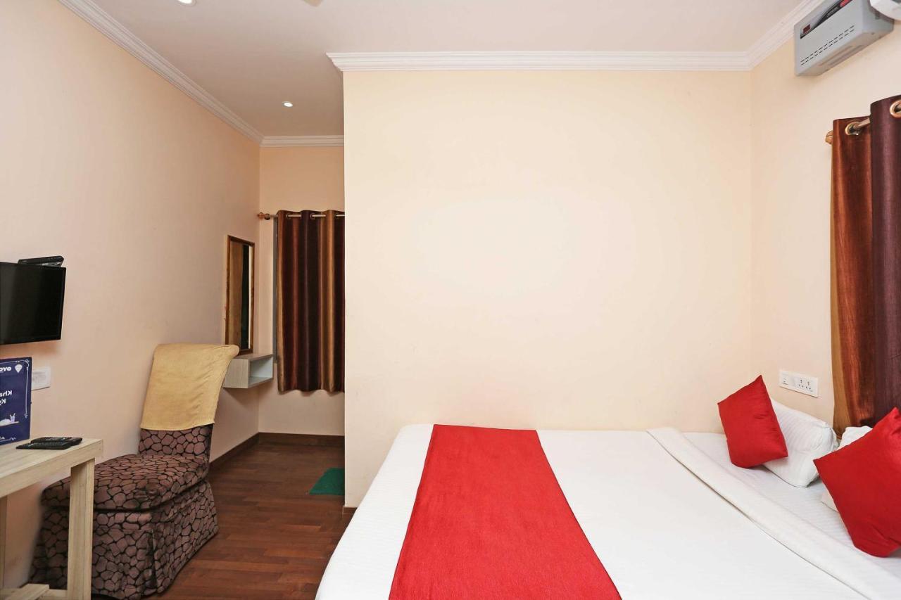 OYO Flagship 8346 LazyStays Bhubaneswar Zewnętrze zdjęcie